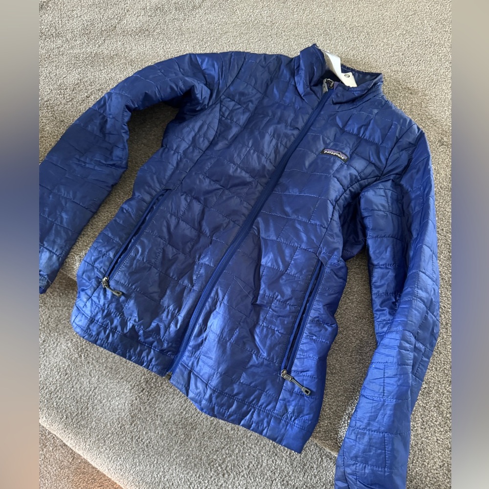 Women’s XS Patagonia nano puff